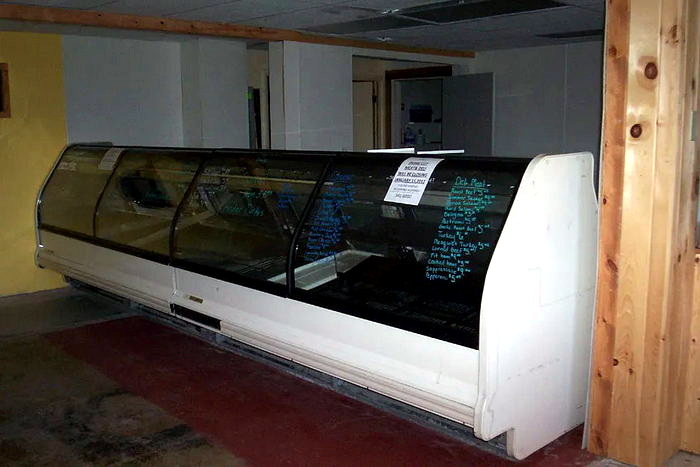 Bayside Hotel (Bayside Inn, The Surf) - Real Estate Listing Photo (newer photo)